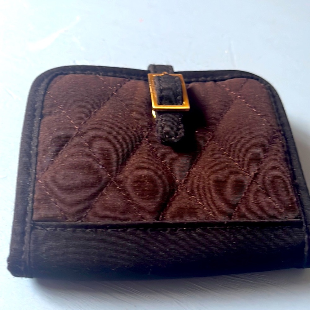 Vera Bradley Brown and Black credit card wallet. Pristine condition!
